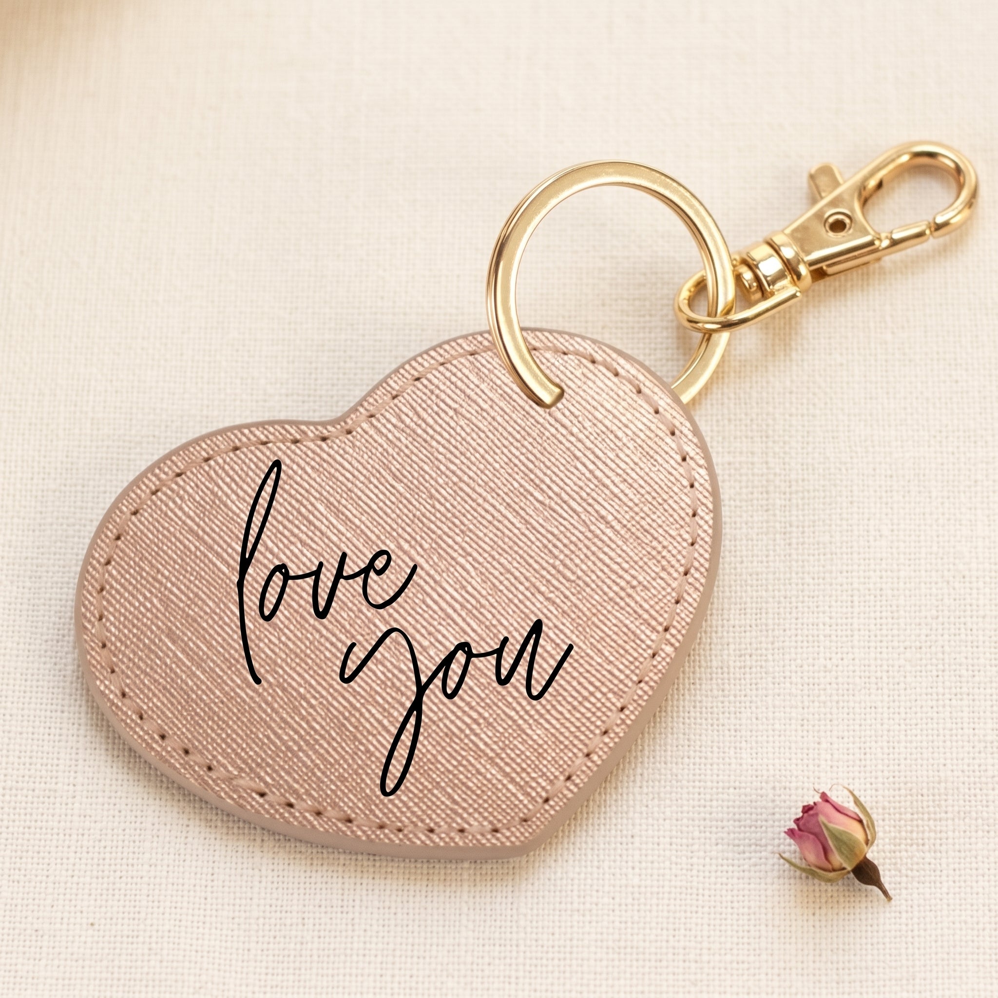 Porte-clé coeur personnalisé – Prénom, mot doux ou date – Idée cadeau couple